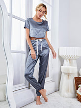 Cargar imagen en el visor de la galería, Vickie Satin Short Sleeve Long Pajama Pants Set
